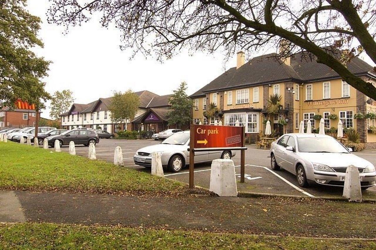 Premier Inn Oldham - Broadway Luaran gambar